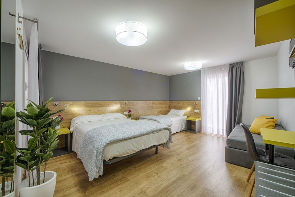 Hostal Restaurante Lugano 3