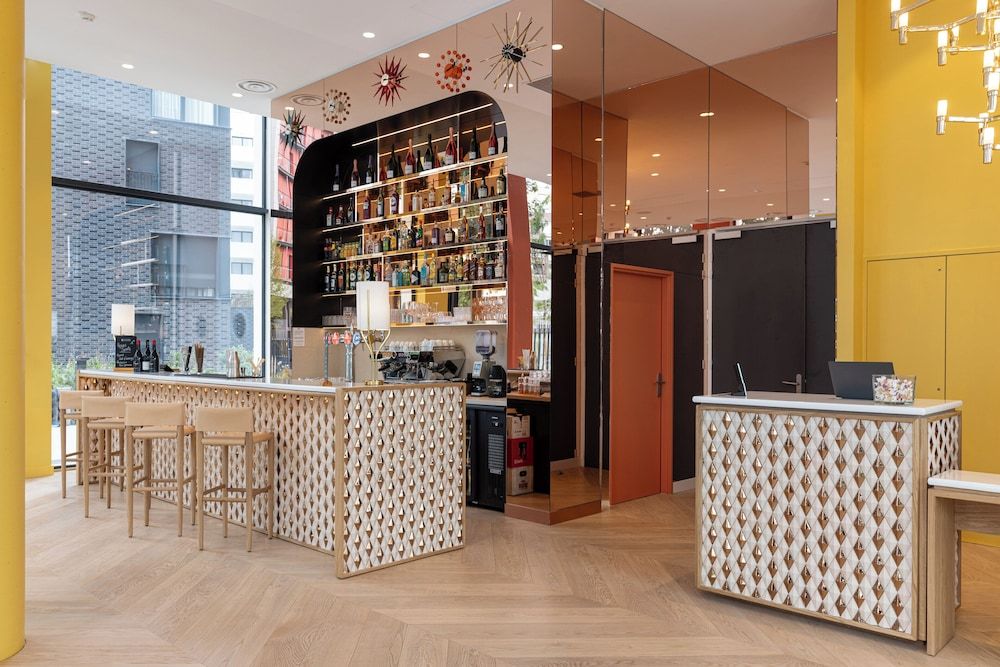 Kyriad Prestige Asnieres-sur-seine 3