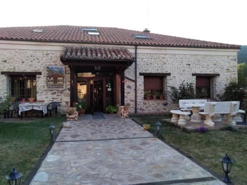 Caserón Trastamara 2