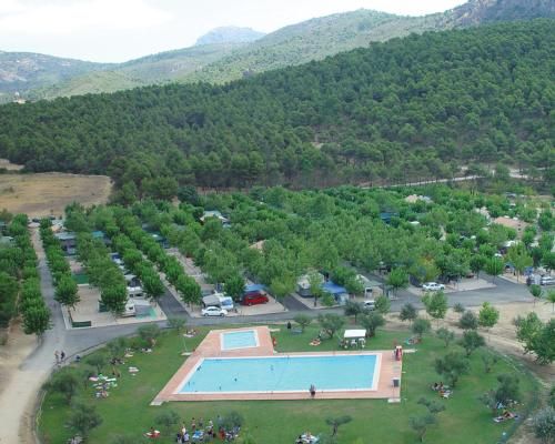 Camping Bungalows Mariola 1