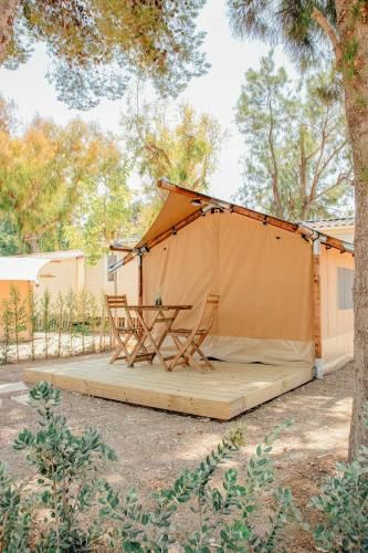 Camping Miramar Playa - cama doble 1