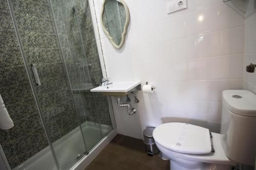 Pensión Las Casitas de Santander auto check 2