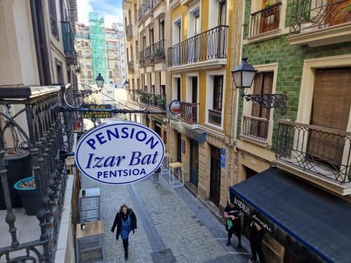 Pension Izar Bat Guesthouse 3