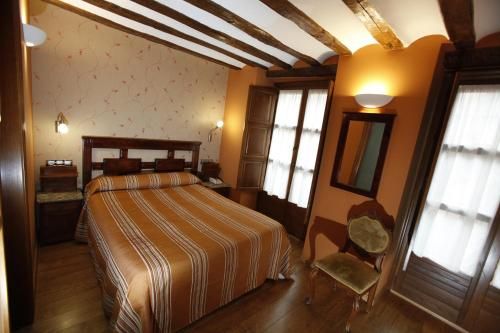 Hostal Rey Pedro I 2