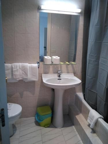 Hostal Ancla Dorada 2