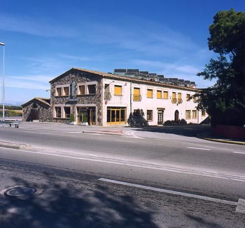 Hostal Mallorquines 2 estrelas em Santa Coloma de Farners