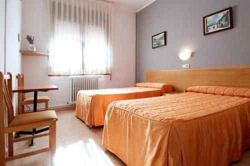 Hostal Montserrat 3