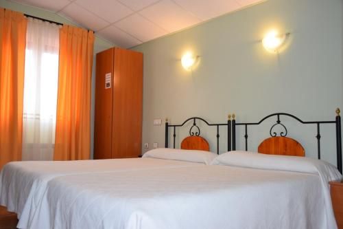 Hostal Infante Peñafiel 3