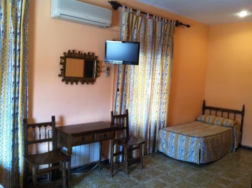 Hostal Paracuellos 2