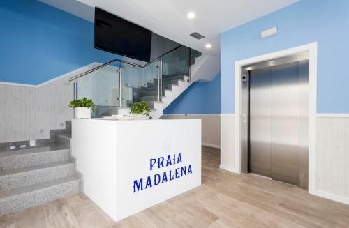 Hostal Praia Madalena 3