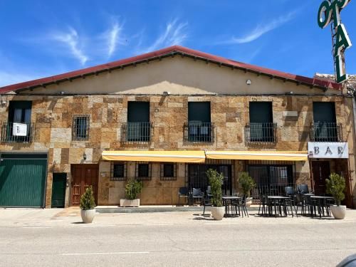 Hostal Restaurante Bustos 1