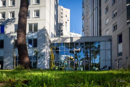 CIS Nantes Le Spot -1 estrellas en Nantes