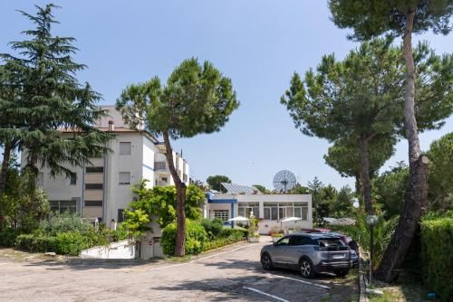 Hotel La Fonte a 300m uscita A14 Pescara Nord 1