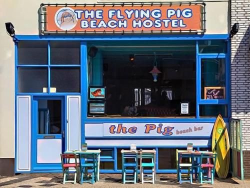 The Flying Pig Beach Hostel 1
