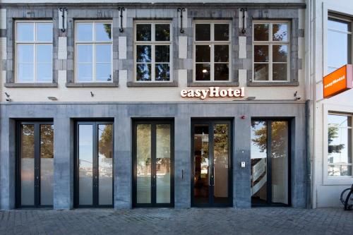 easyHotel Maastricht City Centre 2 estrelas em Maastricht
