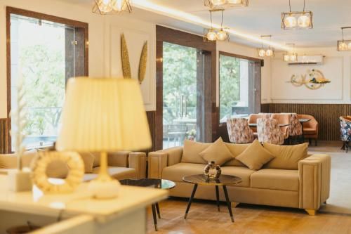 Stone Wood Hotel, Rishikesh 3