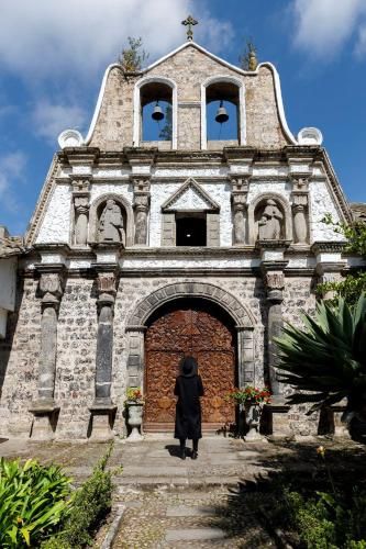 Hacienda La Cienega 2