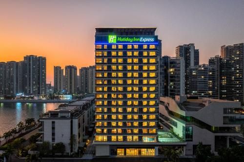 Holiday Inn Express Zhanjiang Coast by IHG 3