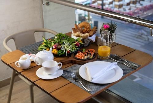 West Walk Retaj Hotel 3