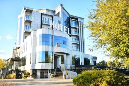 Hotel Ženeva Lux 4 estrelas em Kragujevac