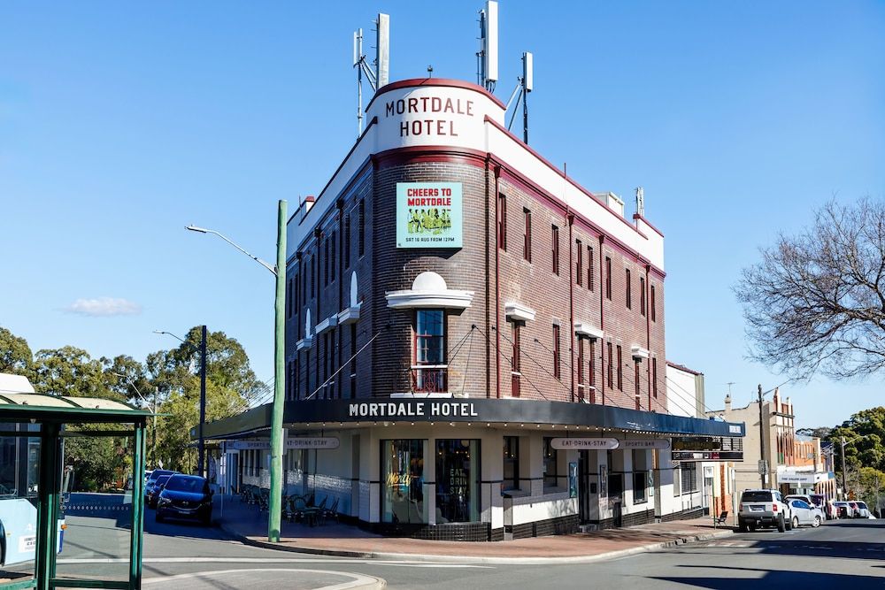 Mortdale Hotel 1