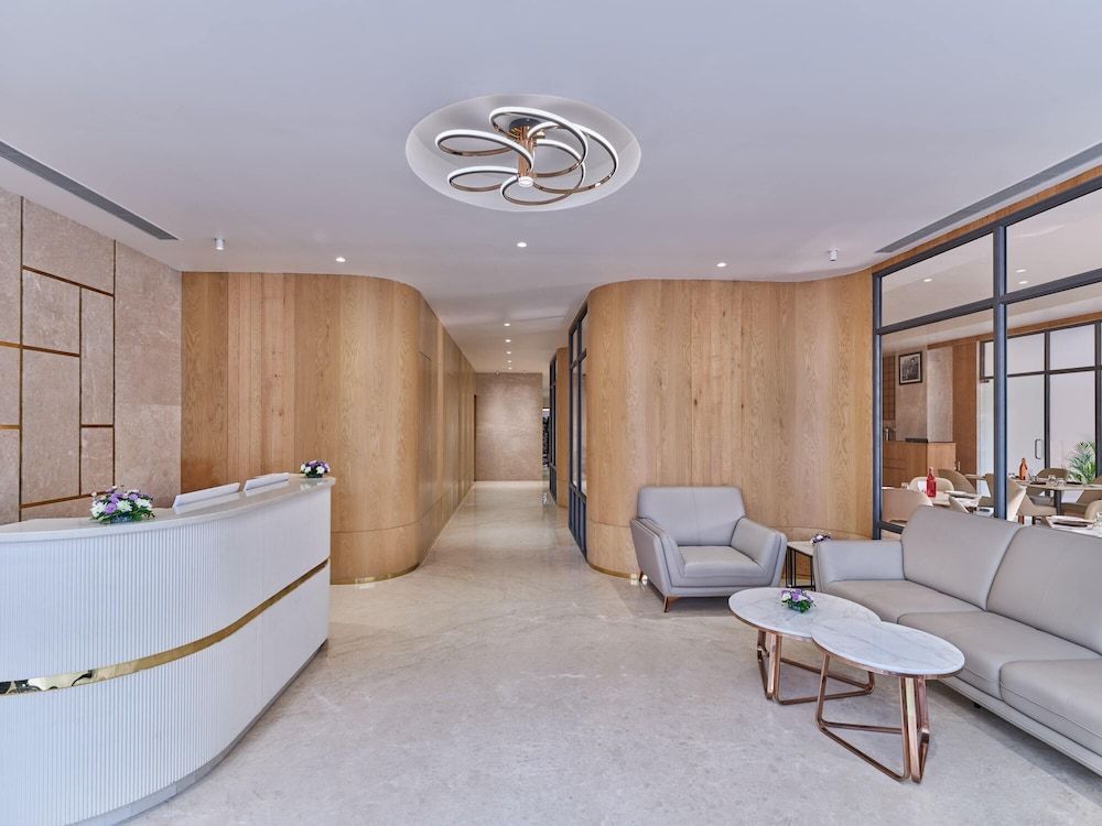 Biznotel by Pride Motera 2