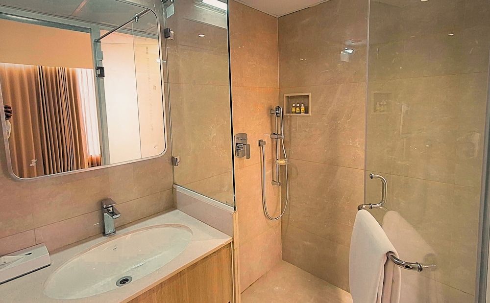 Biznotel by Pride Motera 3