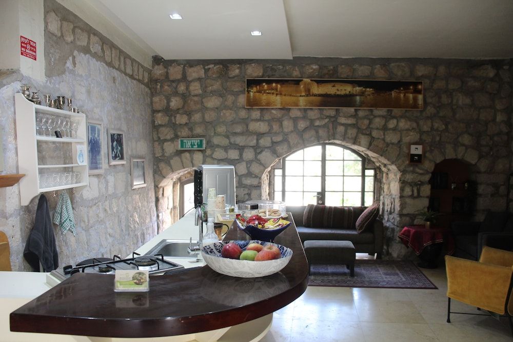 Artists' Colony Inn Zefat 2