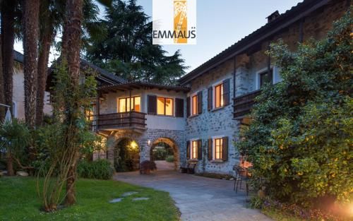 Parkhotel Emmaus - Casa Rustico 2 estrelas em Losone
