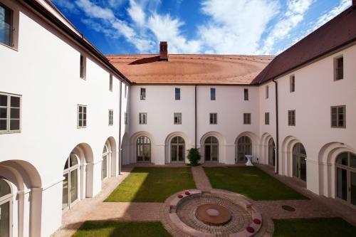Sopron Monastery Hotel 3