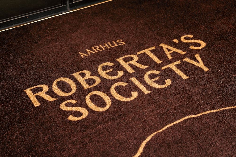 Robertas Society 2