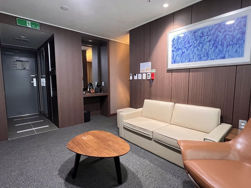 Jinju Raon Stay in Perla 2