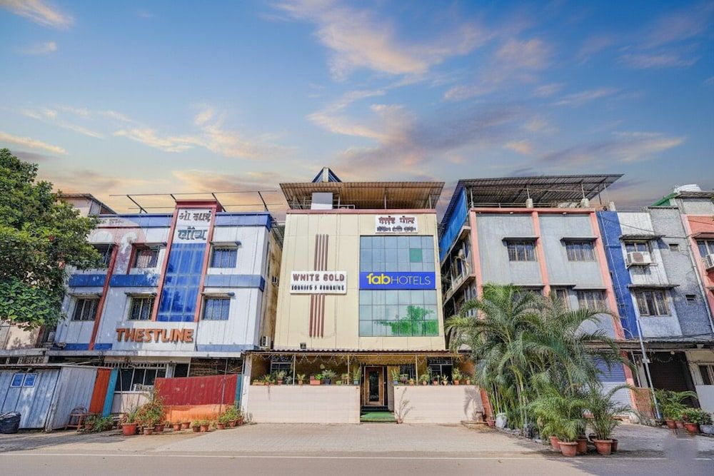 FabHotel White Gold 3 estrelas em Nova Bombaim
