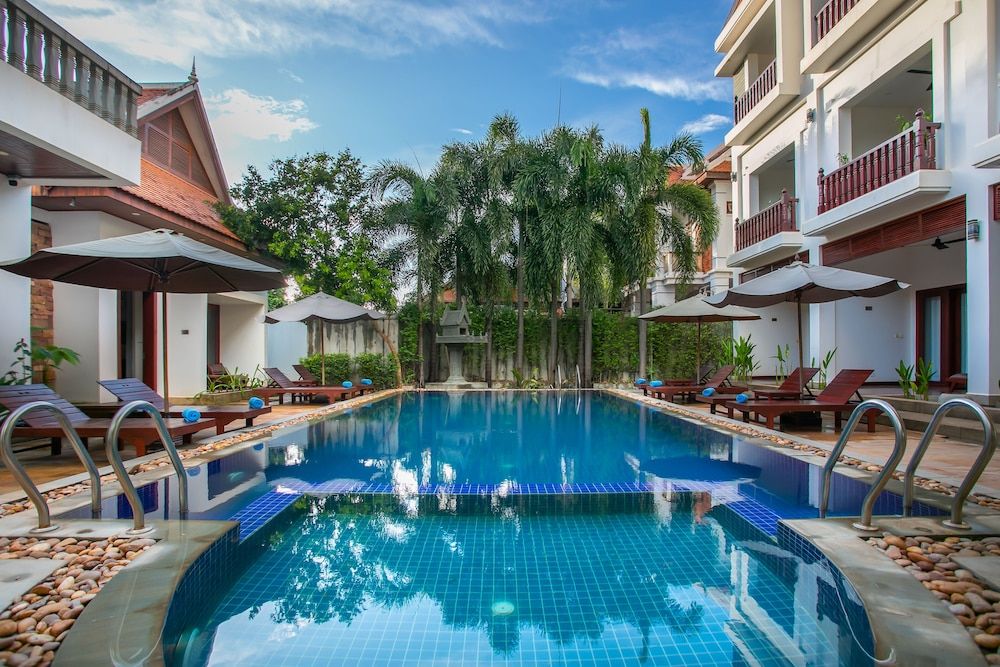 Mera Residence 1