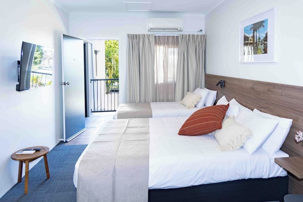 The Metropolitan Hotel 2