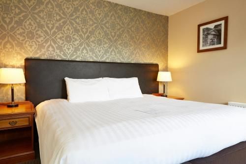 Woolpack Inn by Greene King Inns 3