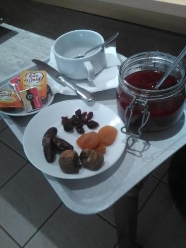 Logis Hotel L'ange Couronne 3