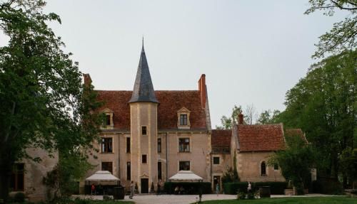 Château - Hôtel Le Sallay 4 estrelas em Magny-Cours