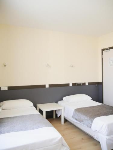 Hotel des Bains à 10 min de Paris 3