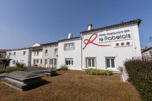 Logis LE RABELAIS Hôtel- Restaurant - SPA 2