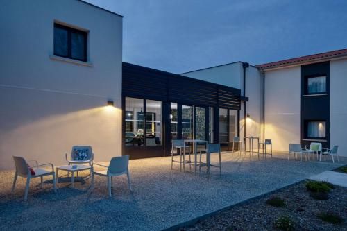 Sure Hotel by Best Western Les Portes de Montauban 3 estrelas em Montauban