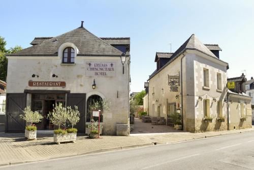 Logis Hôtels Restaurant Le Relais Chenonceaux 2 estrelas em Noyers-sur-Cher