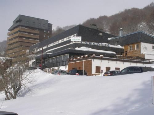 Gergovia 2 estrelas em Besse-et-Saint-Anastaise