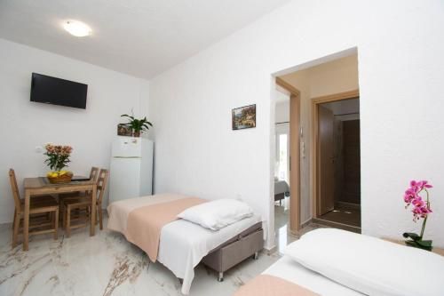 Zervakis Apartments 2