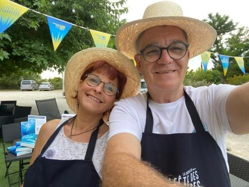 Hotel Carina 2 estrelas em Apt