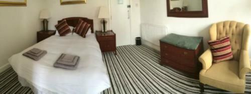 INGRAM ARMS HOTEL, HATFIELD 2