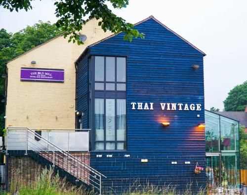 The Old Mill Thai vintage 4 estrelas em Whitchurch