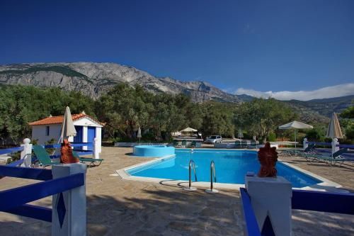 White Rock Apartments 1