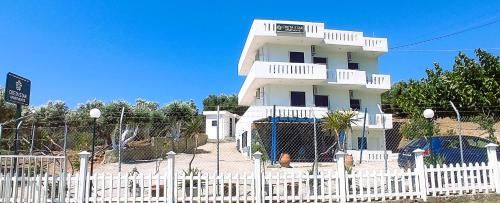 Creta Star Apartments 3