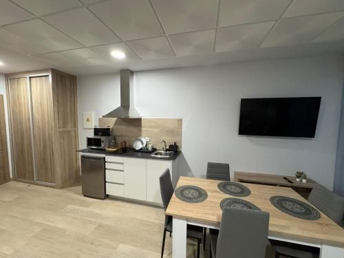 Apartamentos Turisticos Peregrin Palas 3